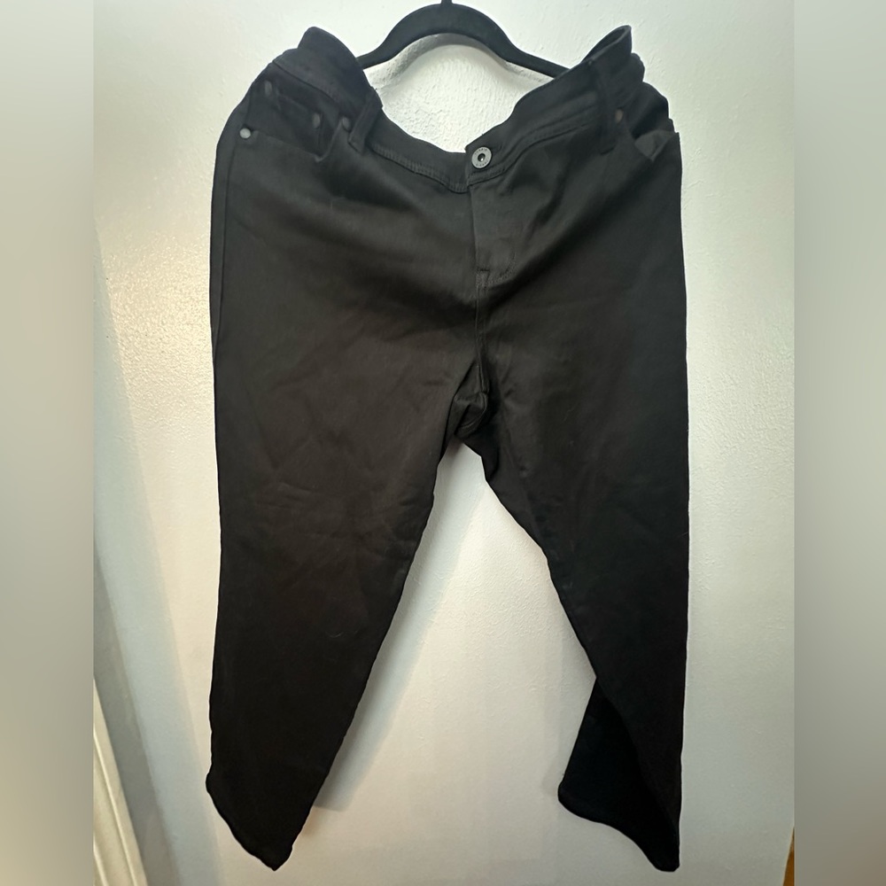 Torrid extra short black denim size 18
